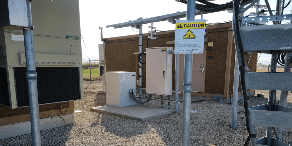 How to Pick the Best Telecom Cabinet for Your Outdoor Setup?
